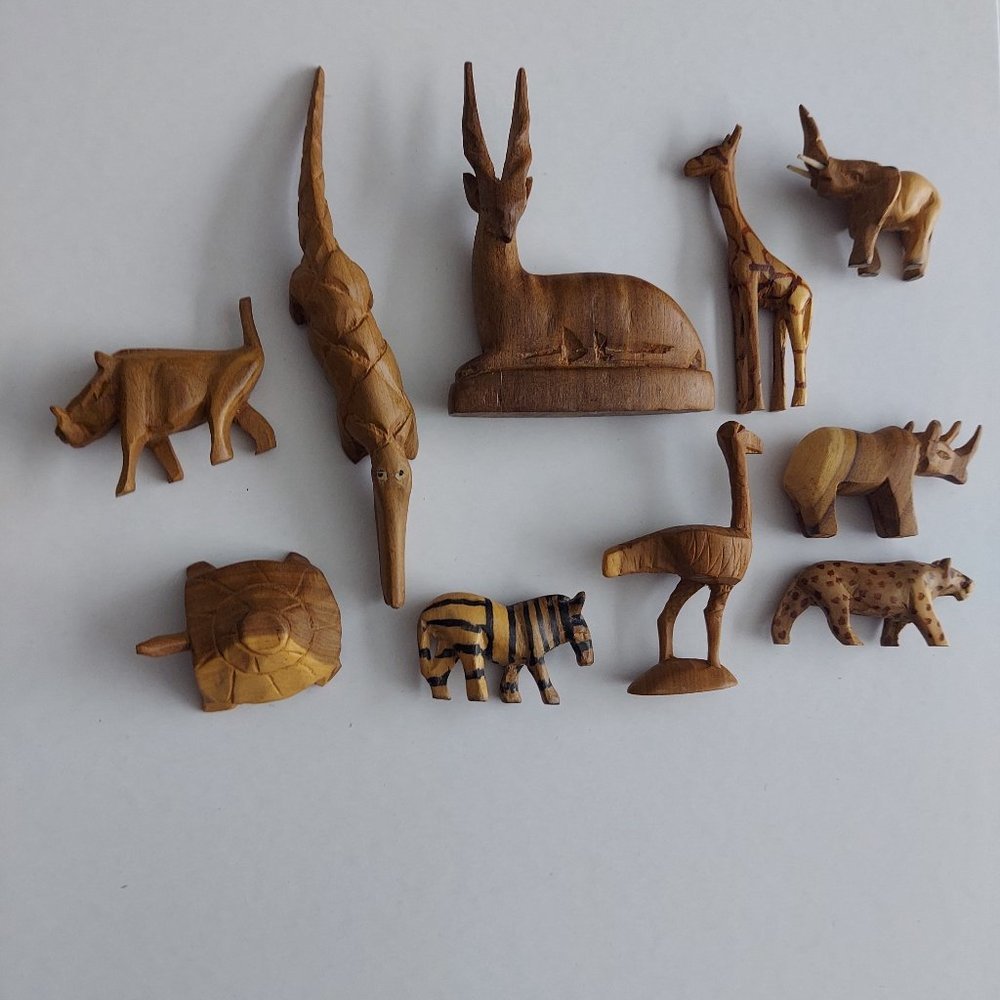 10 Piece Lot African Kenyan Small Wooden Hand Carved Safari Animals Vintage Cute